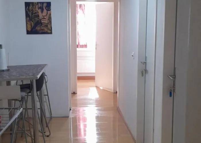 Ela Gar 5 Homestay szállás Garsten